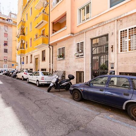 Bmga L The White Crown Apartment In Testaccio 로마 외부 사진