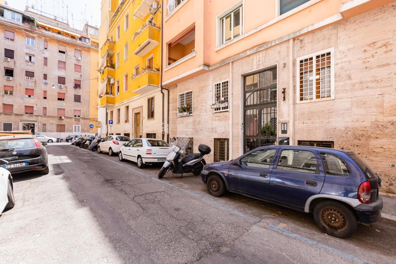 Bmga L The White Crown Apartment In Testaccio 로마 외부 사진