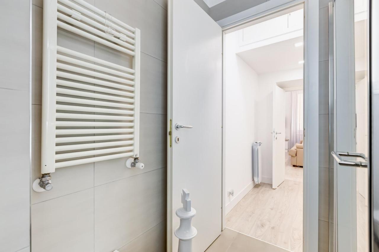 Bmga L The White Crown Apartment In Testaccio 로마 외부 사진