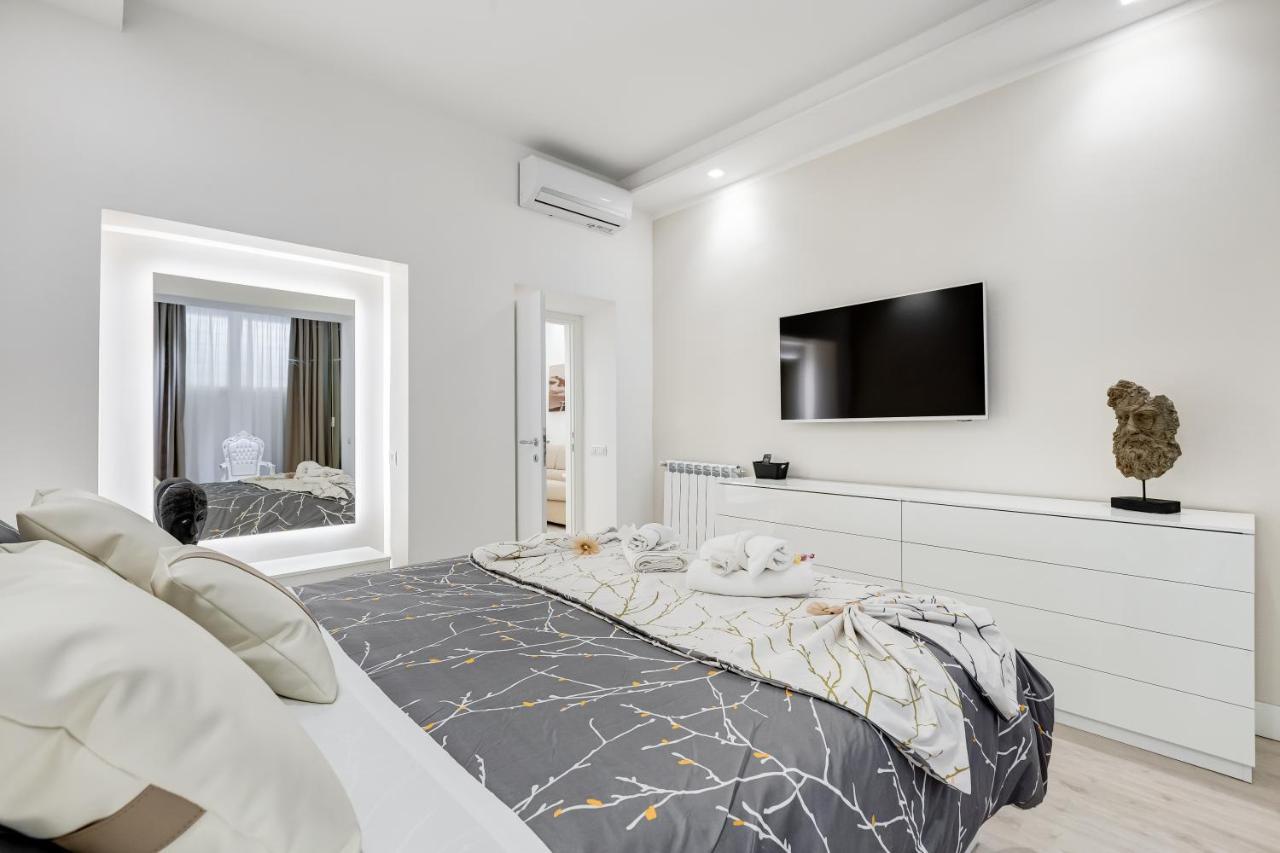 Bmga L The White Crown Apartment In Testaccio 로마 외부 사진