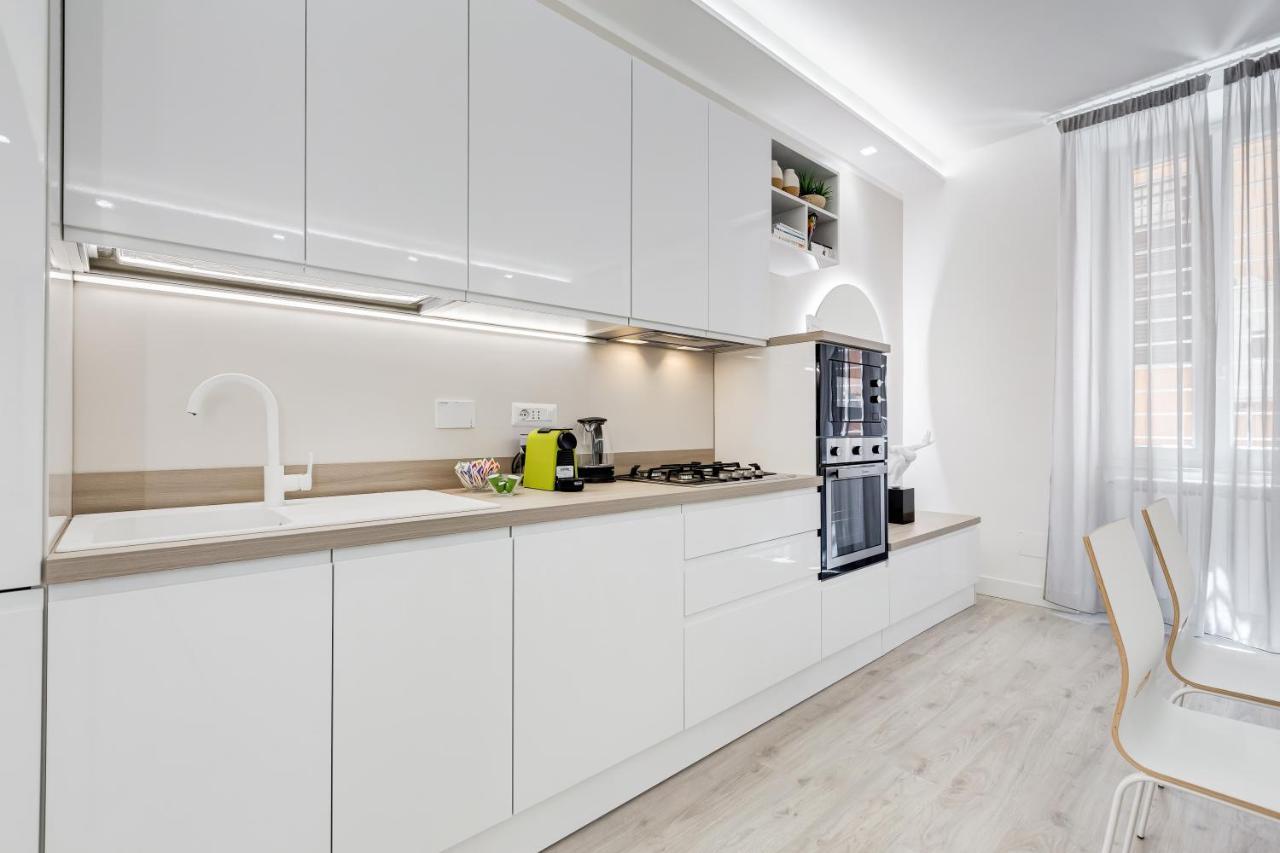 Bmga L The White Crown Apartment In Testaccio 로마 외부 사진