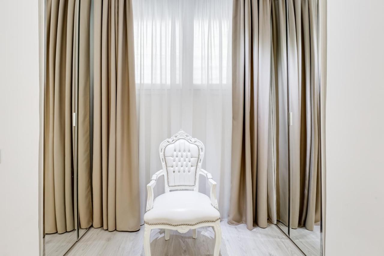 Bmga L The White Crown Apartment In Testaccio 로마 외부 사진